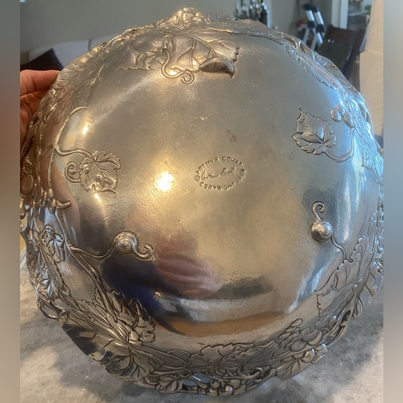 Lovely Arthur Court 14” Grapevine Pewter Bowl, perfect for Easter, Mother’s Day! - Picture 5 of 8